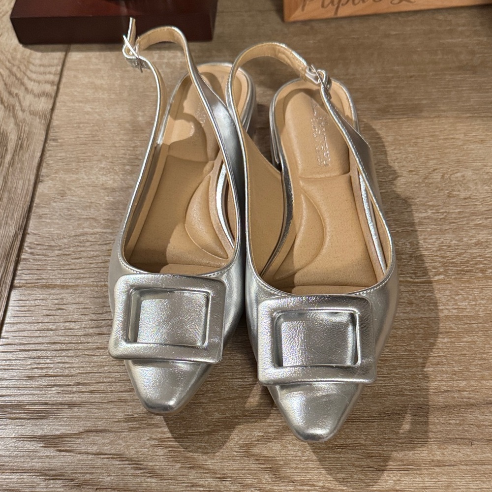 Chinese Laundry Metallic Silver Slingback Flats